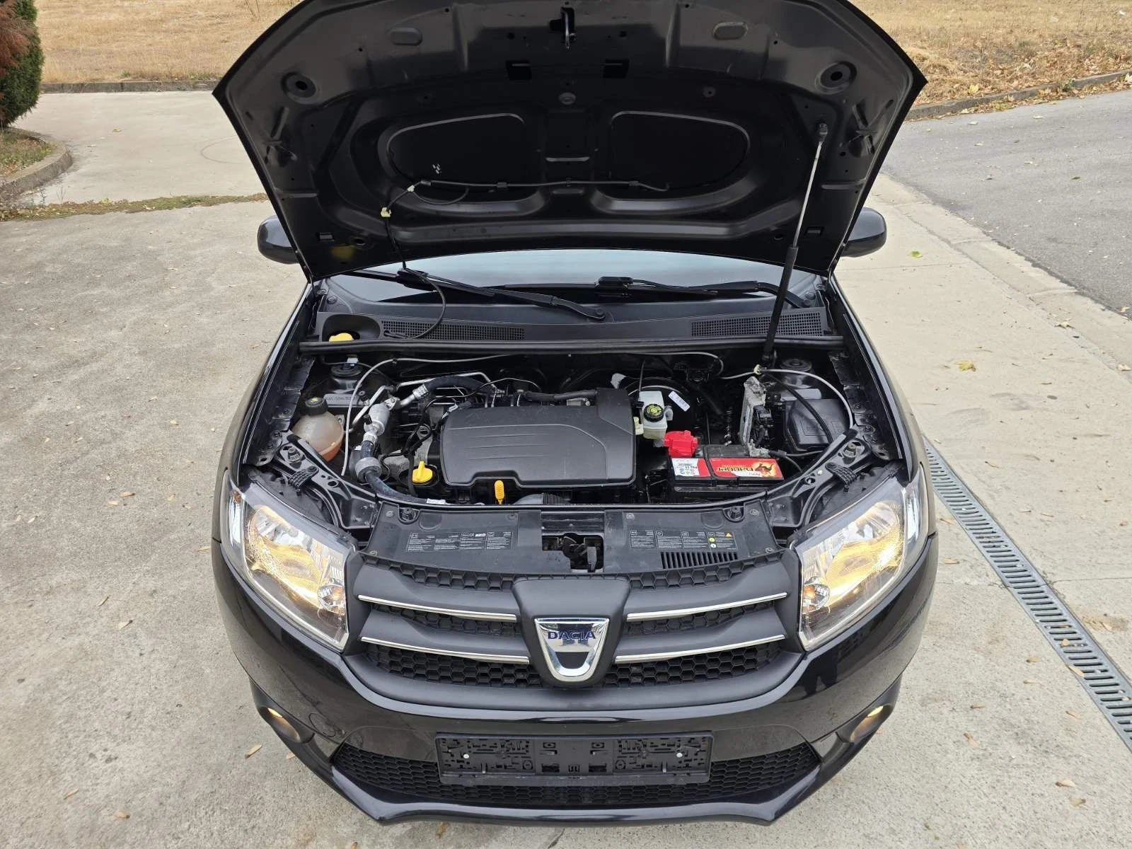 Dacia Logan 1.2MCV KLIMA , снимка 14 - Автомобили и джипове - 56613513