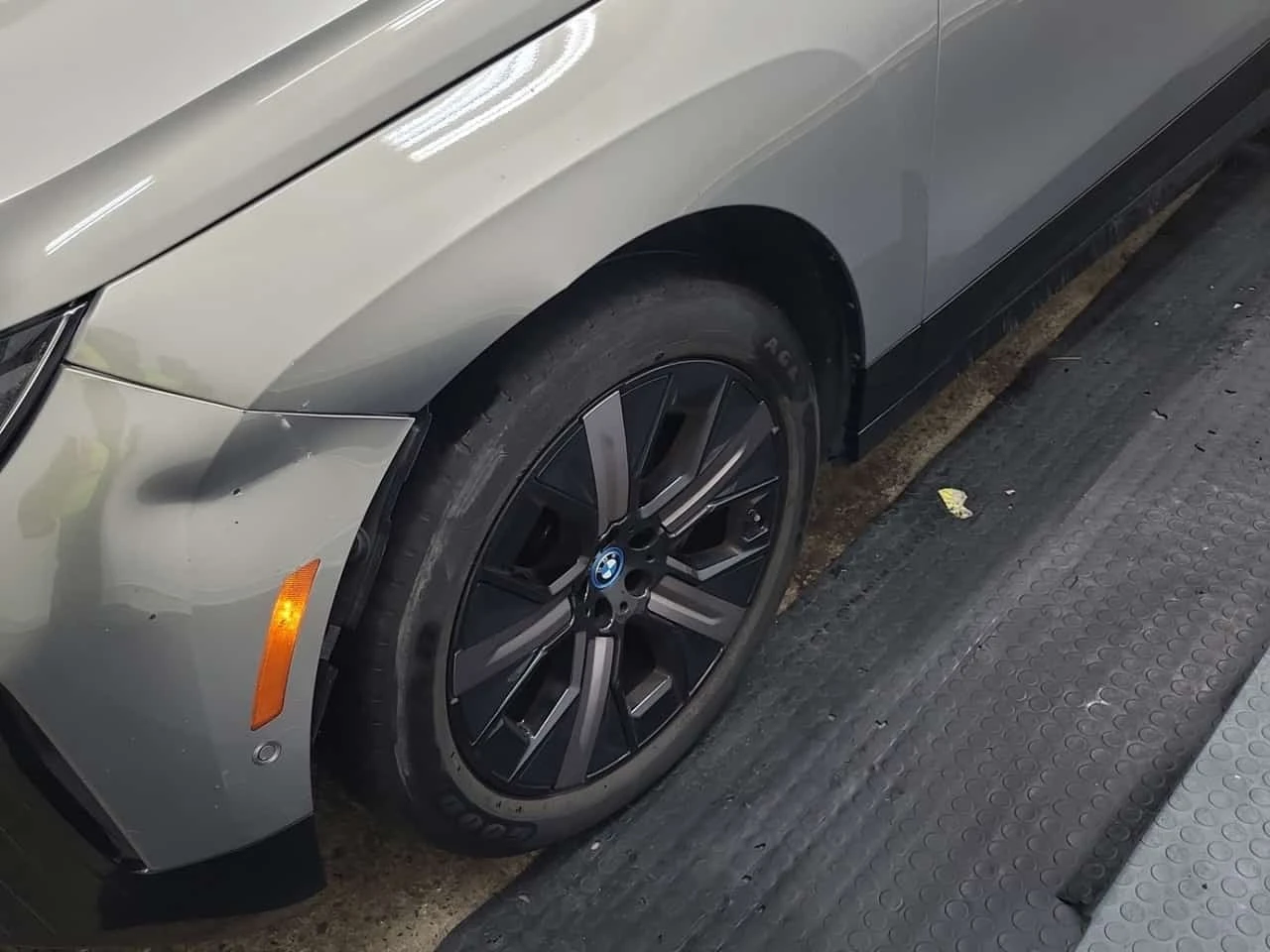 BMW iX * Sports Activity Vehicle Xdrive50 * CARFAX *  | Mobile.bg � ����������� 4