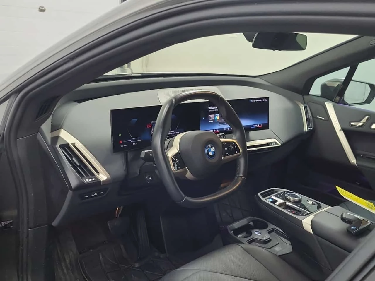 BMW iX * Sports Activity Vehicle Xdrive50 * CARFAX *  | Mobile.bg � ����������� 10