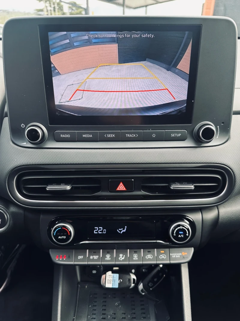 Hyundai Kona 1.6/Камера/Keyless/Hybrid/55000km, снимка 13 - Автомобили и джипове - 49940910