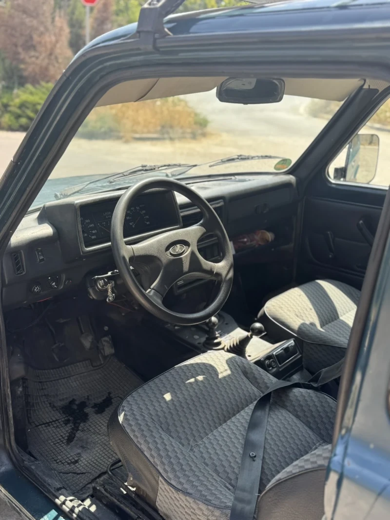 Lada Niva, снимка 10 - Автомобили и джипове - 50854281