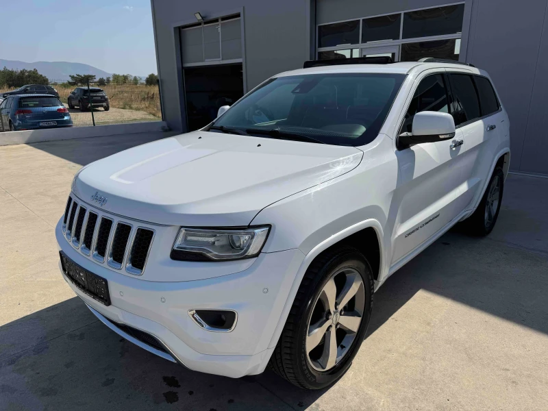 Jeep Grand cherokee 3.0* 250ps* 4x4* Overland* Distr* Pano* Navi