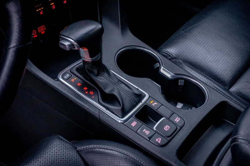 Kia Sportage 2.0CRDI-185HP-GT Line-4WD-FULL- 6М ГАРАНЦИЯ!, снимка 13 - Автомобили и джипове - 52664427