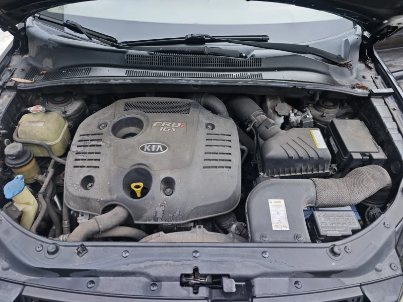 Kia Sportage 2.0 Crdi 4x4 140ks 104000km, снимка 13 - Автомобили и джипове - 53214718