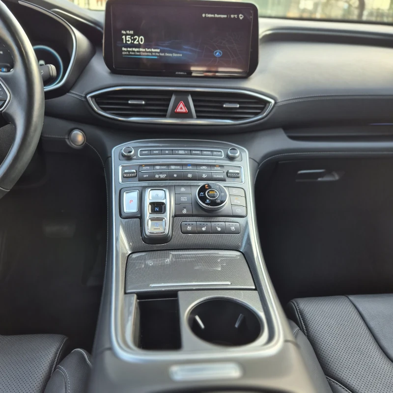 Hyundai Santa fe БУТИКОВО СЪСТОЯНИЕ:ПЪЛНА СЕРВИЗНА ИСТОРИЯ:58300км, снимка 13 - Автомобили и джипове - 53475651