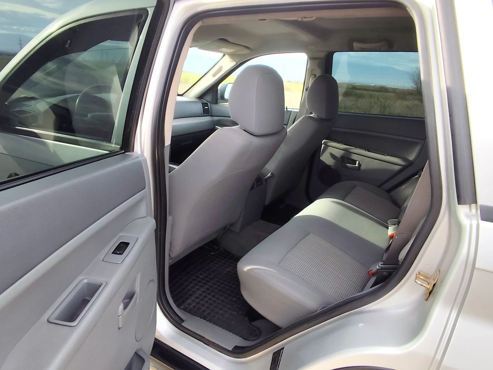 Jeep Grand cherokee  - изображение 9