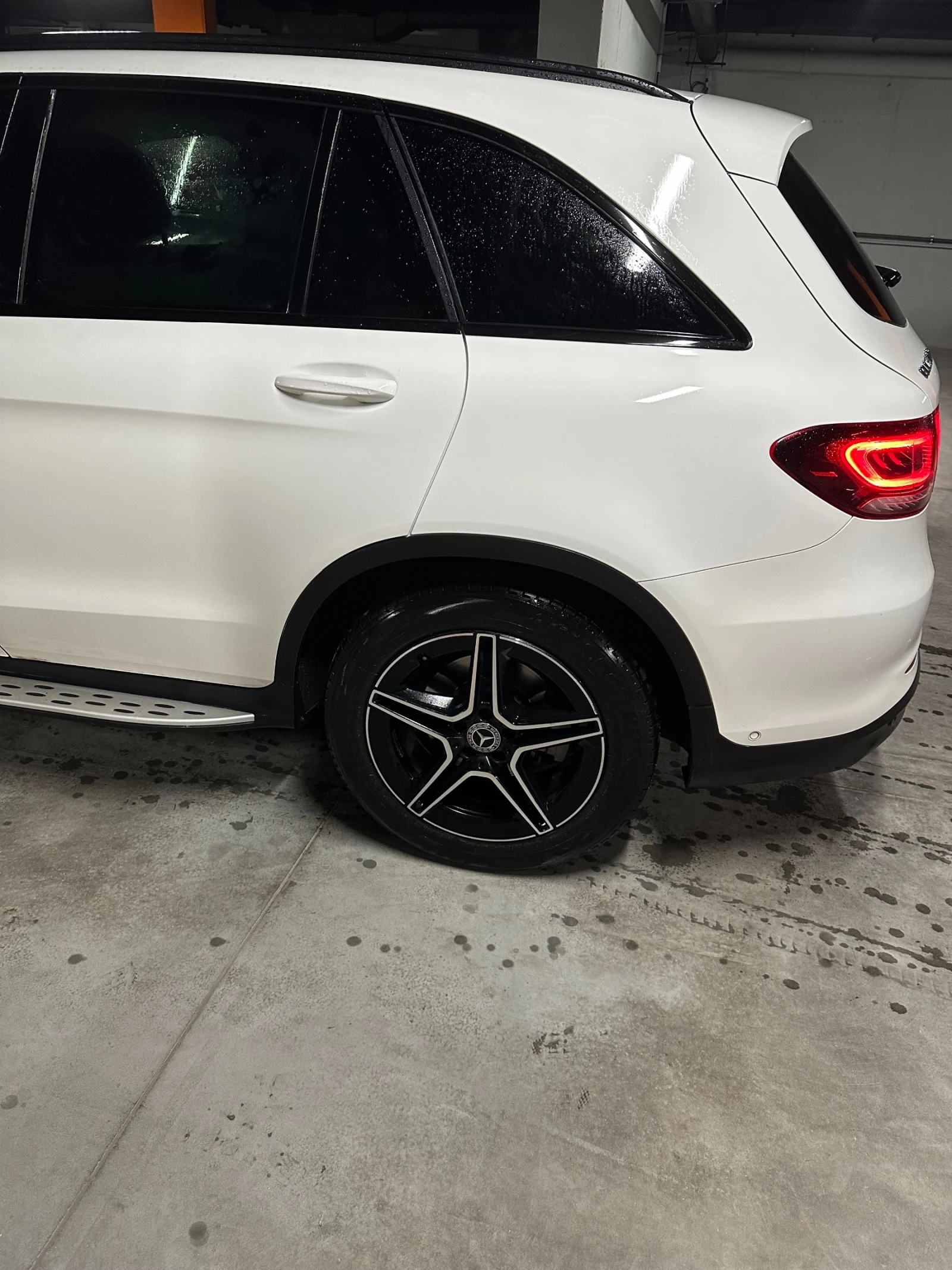 Mercedes-Benz GLC 300, снимка 3 - Автомобили и джипове - 54753961