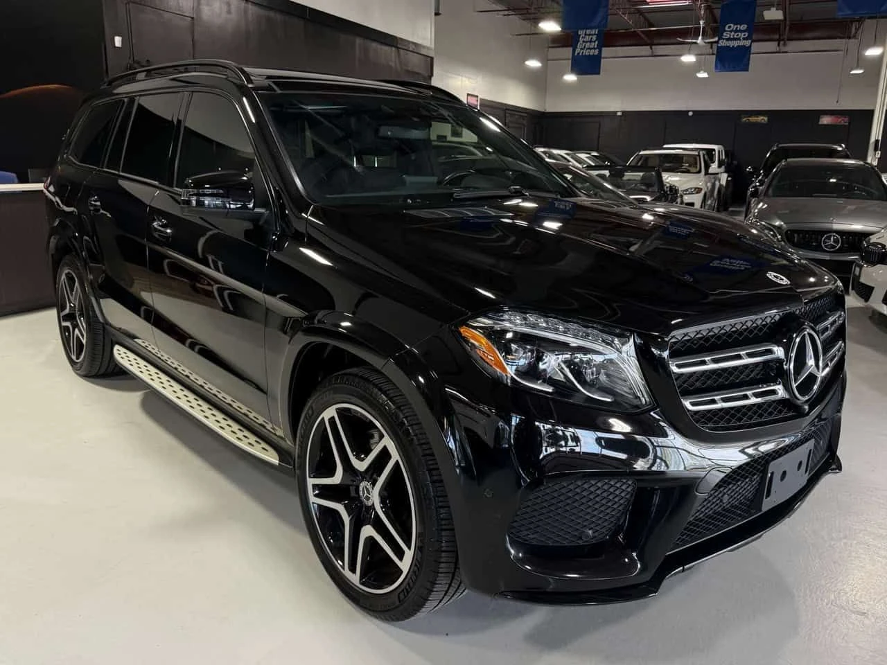 Mercedes-Benz GLS 450 * GLS450 4MATIC AMG NIGHT PKG NAVIGATION 360 CAM P, снимка 2 - Автомобили и джипове - 55394922