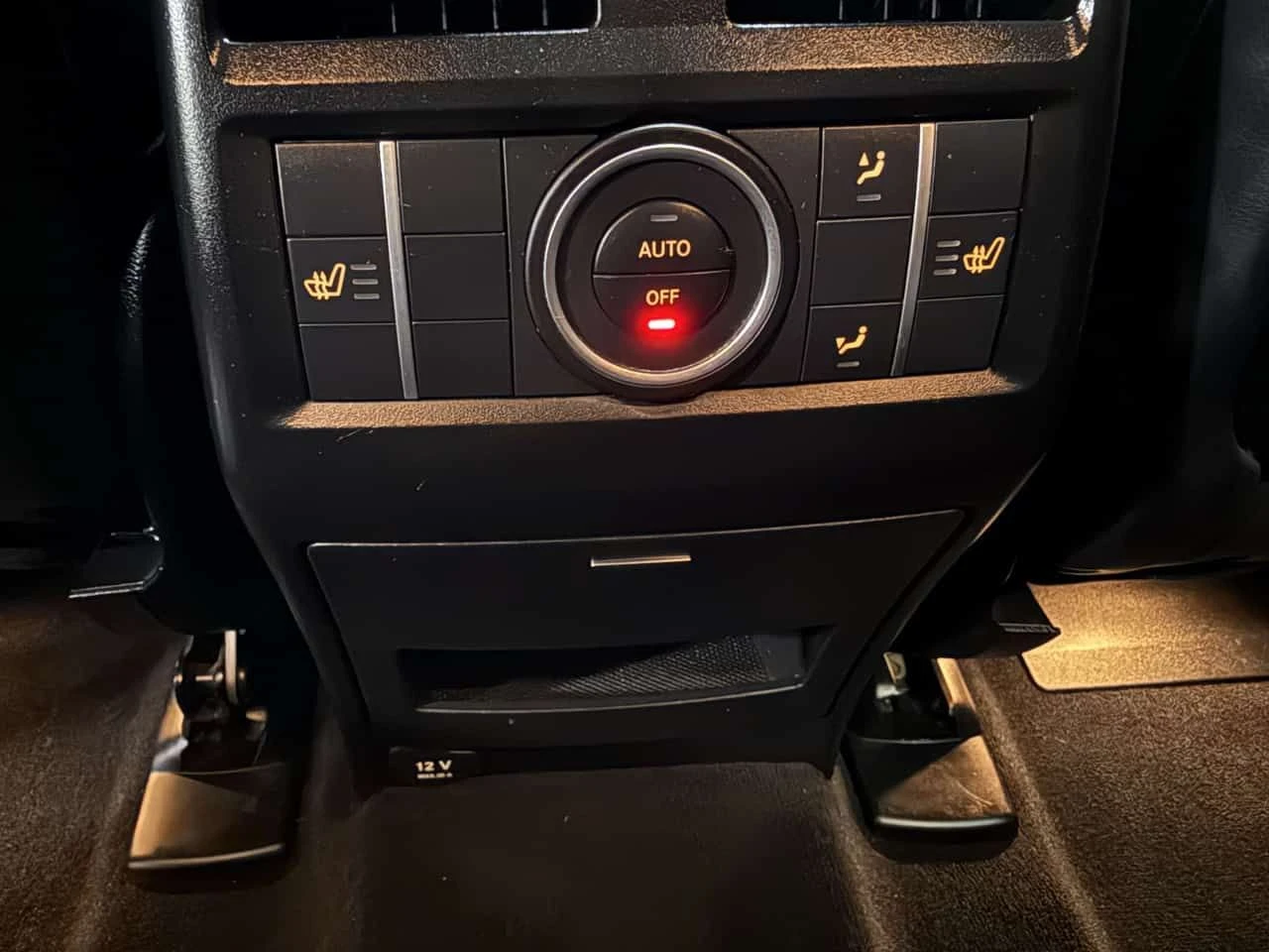 Mercedes-Benz GLS 450 * GLS450 4MATIC AMG NIGHT PKG NAVIGATION 360 CAM P, снимка 14 - Автомобили и джипове - 55394922