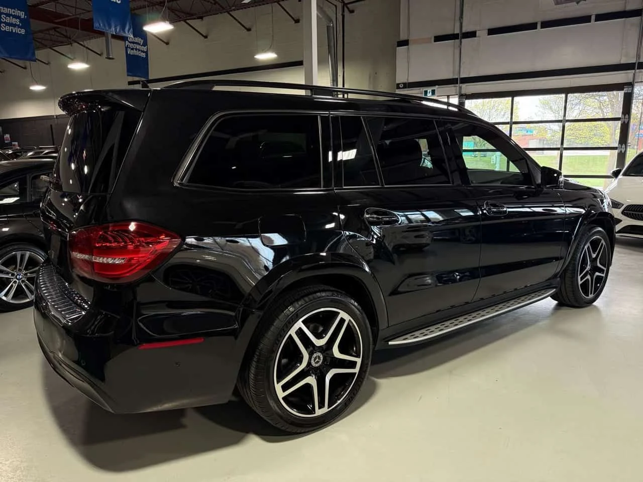 Mercedes-Benz GLS 450 * GLS450 4MATIC AMG NIGHT PKG NAVIGATION 360 CAM P, снимка 3 - Автомобили и джипове - 55394922