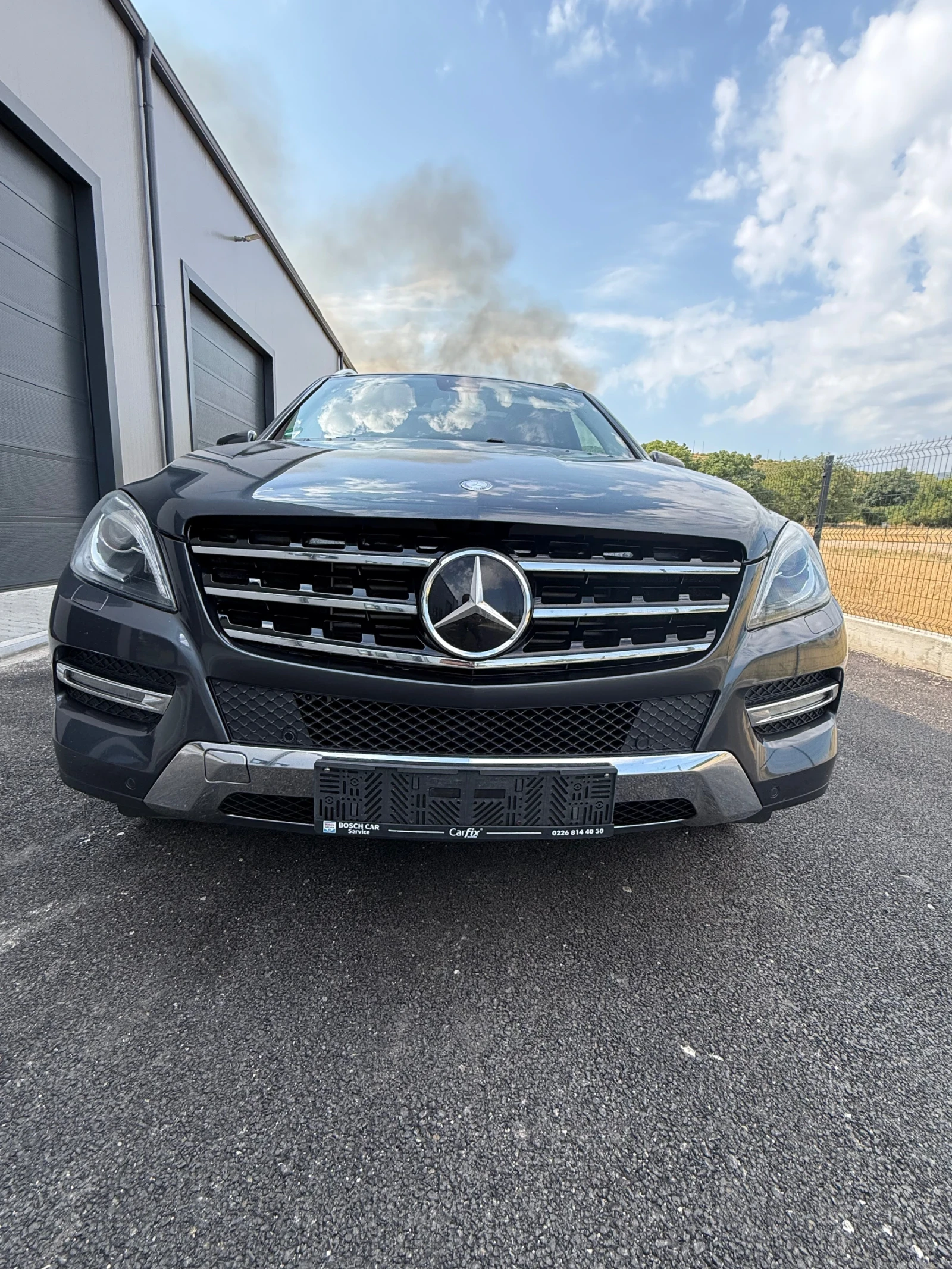 Mercedes-Benz ML 350 Панорама\ Обдухване \ Дистроник и др., снимка 3 - Автомобили и джипове - 55711138