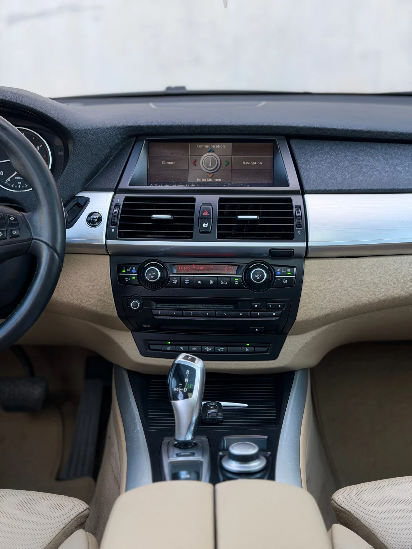 BMW X5 3.5D~286hp~M-Packet~ВАКУМ~KEYLESS GO~ПАНОРАМА, снимка 12 - Автомобили и джипове - 55809550