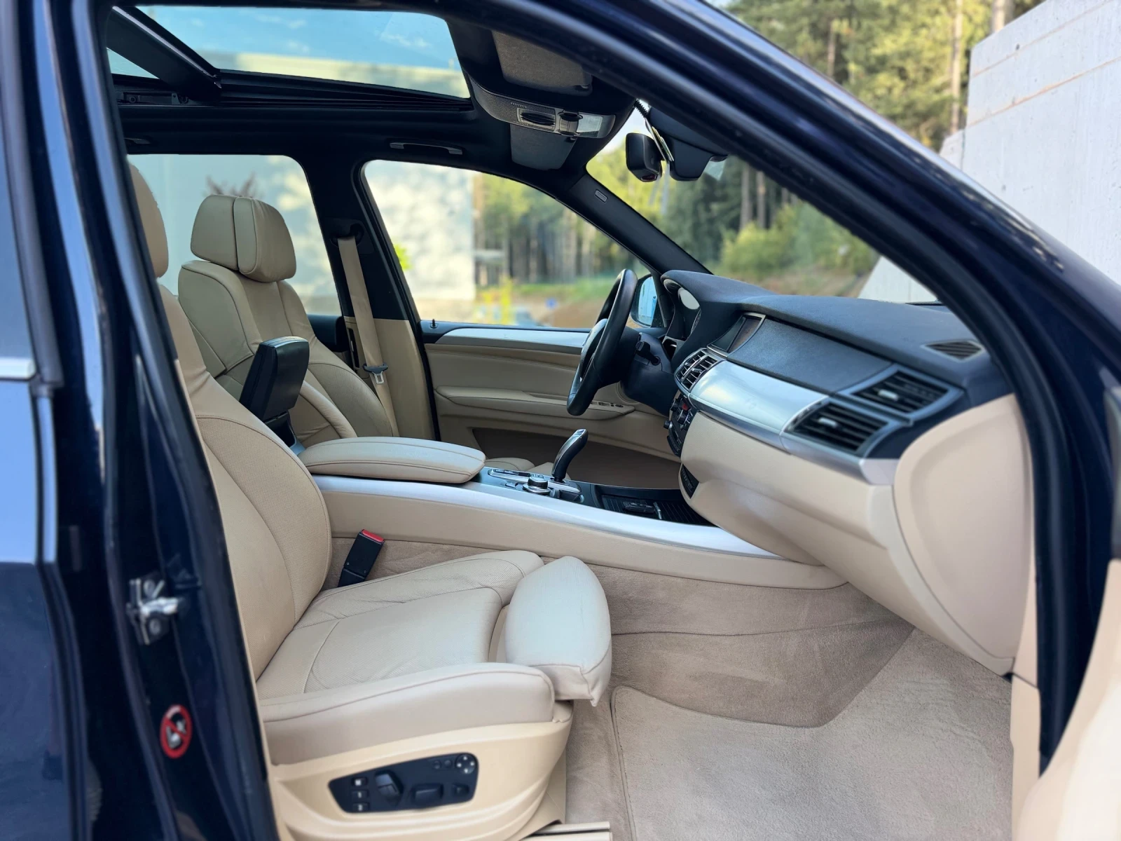 BMW X5 3.5D~286hp~M-Packet~ВАКУМ~KEYLESS GO~ПАНОРАМА, снимка 15 - Автомобили и джипове - 55809550