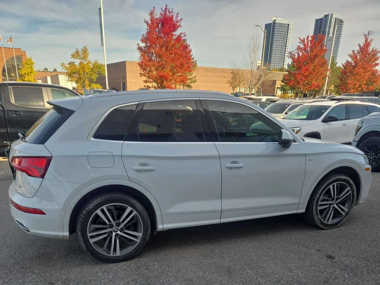 Audi Q5 / TECHNIK / 360 / �� ���������������� / ���������� | Mobile.bg � ����������� 3