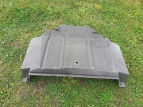 Кора под двигателя за Мерцедес Спринтер, снимка 1