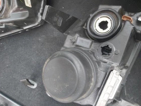 Ляв фар за Jeep Grand Cherokee WK2, снимка 3