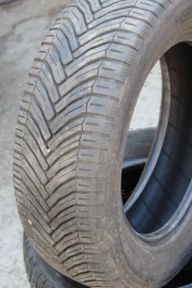 Гуми Всесезонни 185/60R14, снимка 3 - Гуми и джанти - 49101691