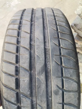 Гуми Летни 205/55R16, снимка 1 - Гуми и джанти - 49581217