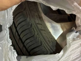 VW Golf * GTI* 5 door Manual* PANO* KEYLESS* ПОДГРЕВ* , снимка 14