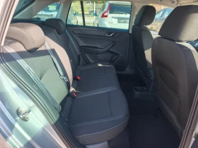 Skoda Rapid КАТО НОВА, снимка 15