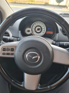 Mazda 2 1.4куб.87к.с., снимка 10