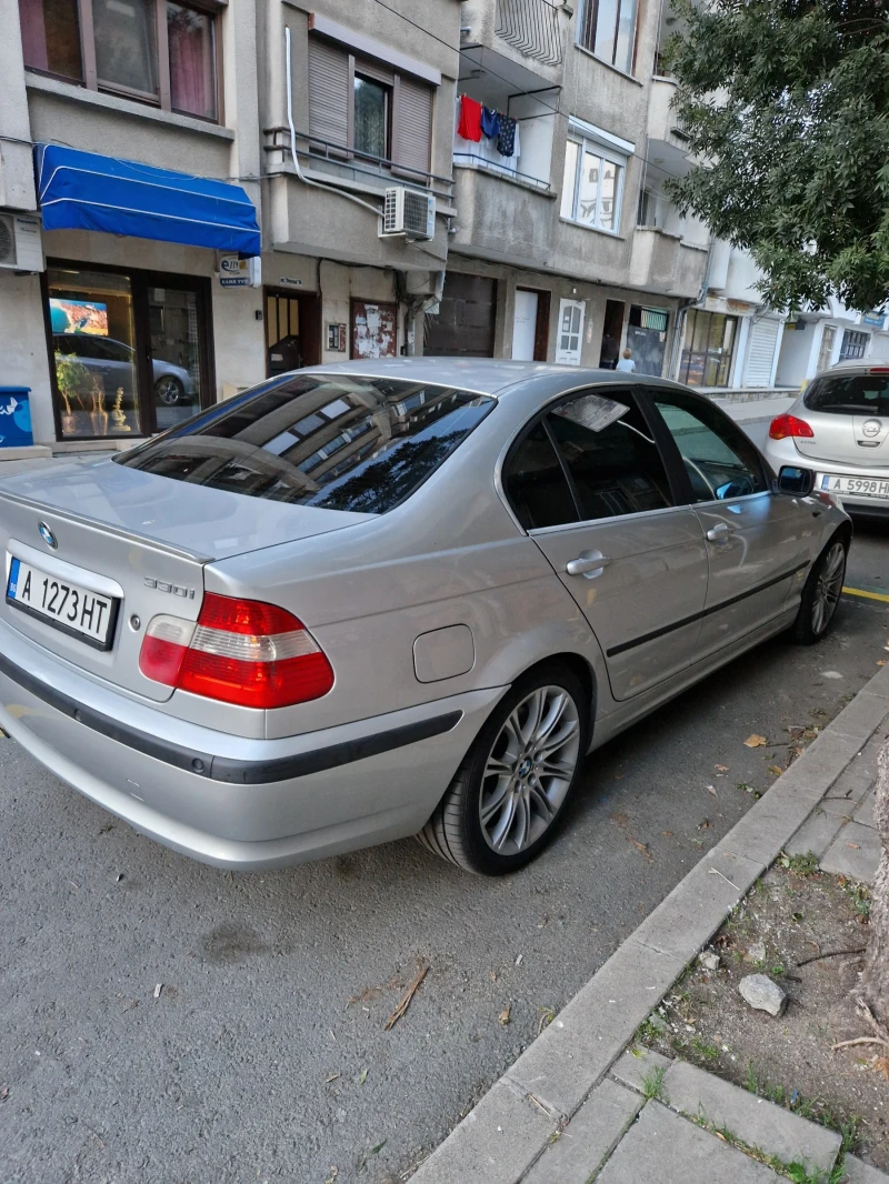 BMW 330 330i, снимка 3 - Автомобили и джипове - 47512280