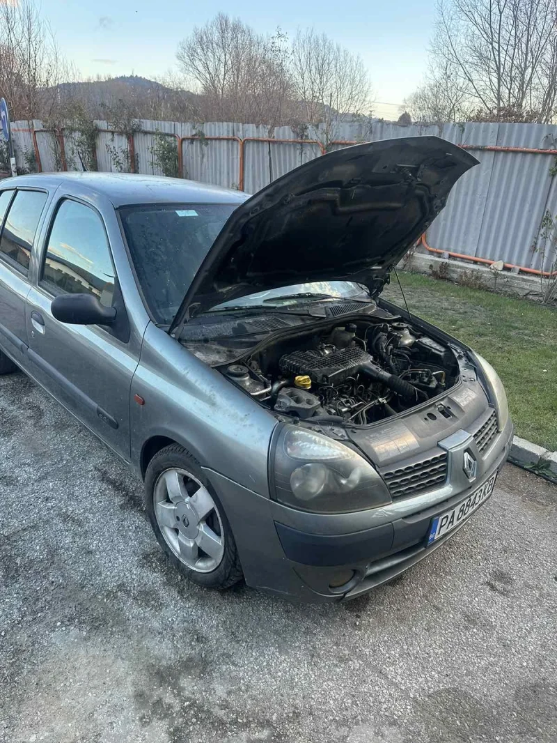 Renault Clio 1.5dci, снимка 1 - Автомобили и джипове - 48376574