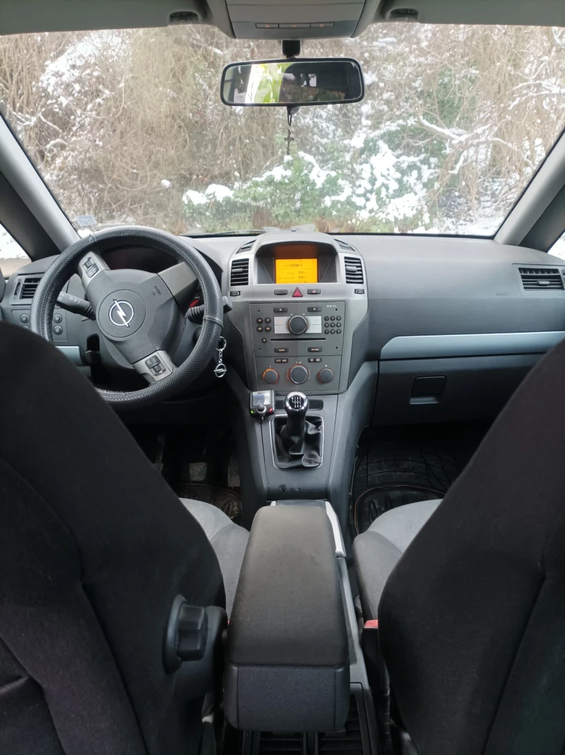 Opel Zafira 1.9, снимка 6 - Автомобили и джипове - 49093264