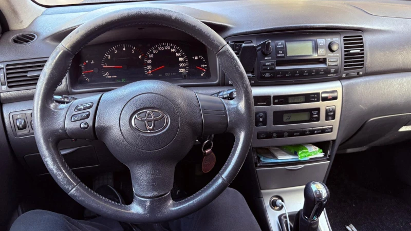 Toyota Corolla 2.0 D4D, снимка 7 - Автомобили и джипове - 52527392