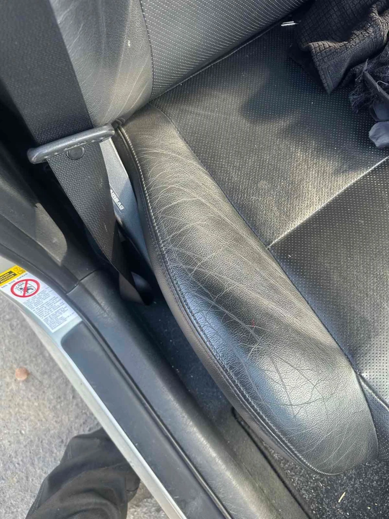 Toyota Corolla 2.0 D4D, снимка 8 - Автомобили и джипове - 52527392