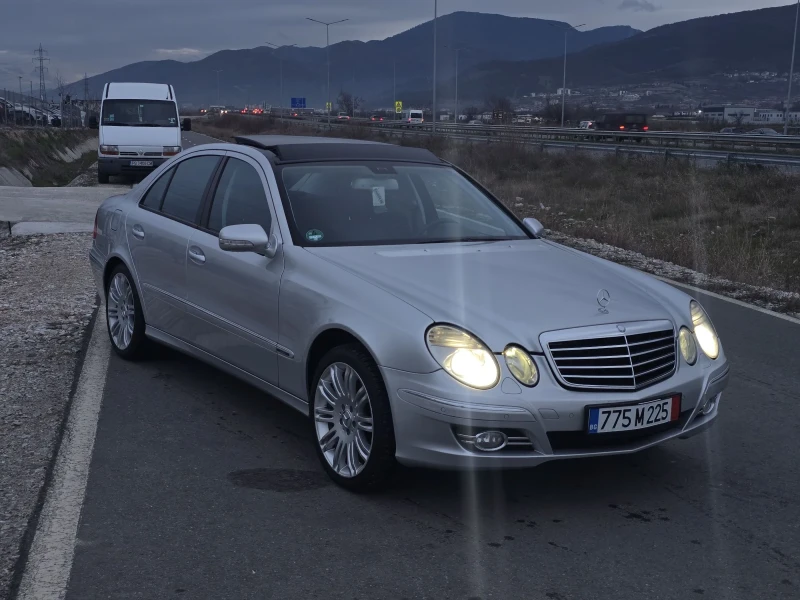Mercedes-Benz E 320 EVO/4MATICK/PANORAMA/FULL, снимка 2 - Автомобили и джипове - 52997444