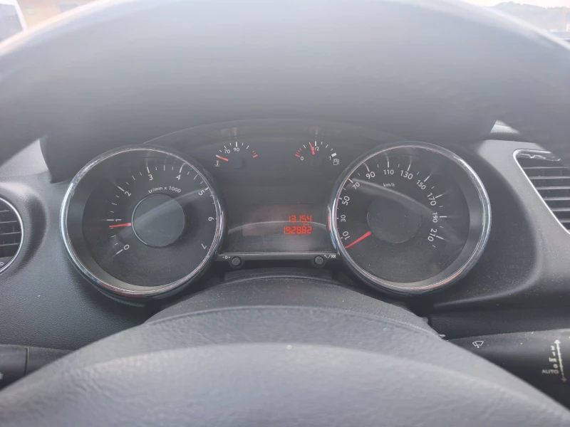 Peugeot 3008 1.6, снимка 9 - Автомобили и джипове - 53030584