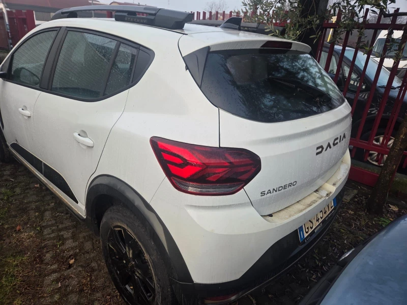 Dacia Sandero 1.0 , снимка 5 - Автомобили и джипове - 53157627