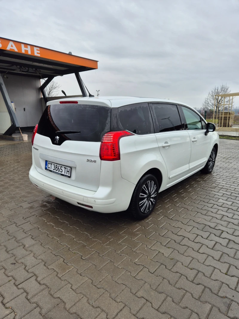 Peugeot 5008 2.0 HDI 7местен, снимка 3 - Автомобили и джипове - 53275141