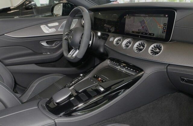 Mercedes-Benz AMG GT 43 4Matic+ = AMG Night Package= Гаранция, снимка 7 - Автомобили и джипове - 45996991