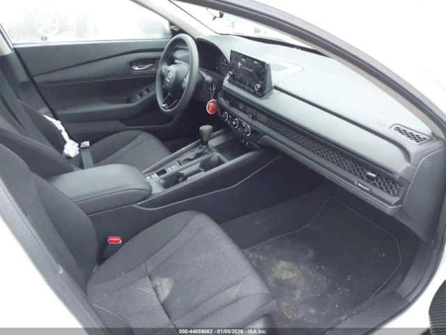 Honda Accord LX - изображение 6