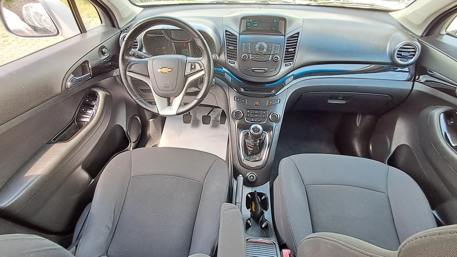 Chevrolet Orlando 1.8i ГАЗ-GPL РЕАЛ КМ 7-МЕСТА ИЗКЛЮЧИТЕЛО СЕРВ КНИЖ, снимка 8 - Автомобили и джипове - 24106716