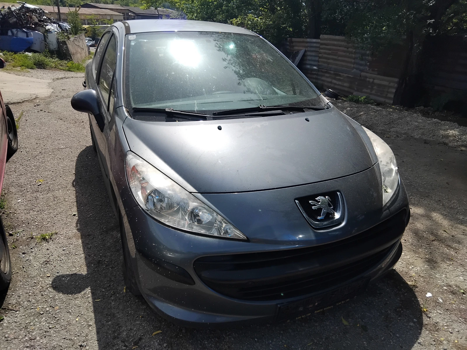 Peugeot 207 1.4 75к.с. - изображение 2