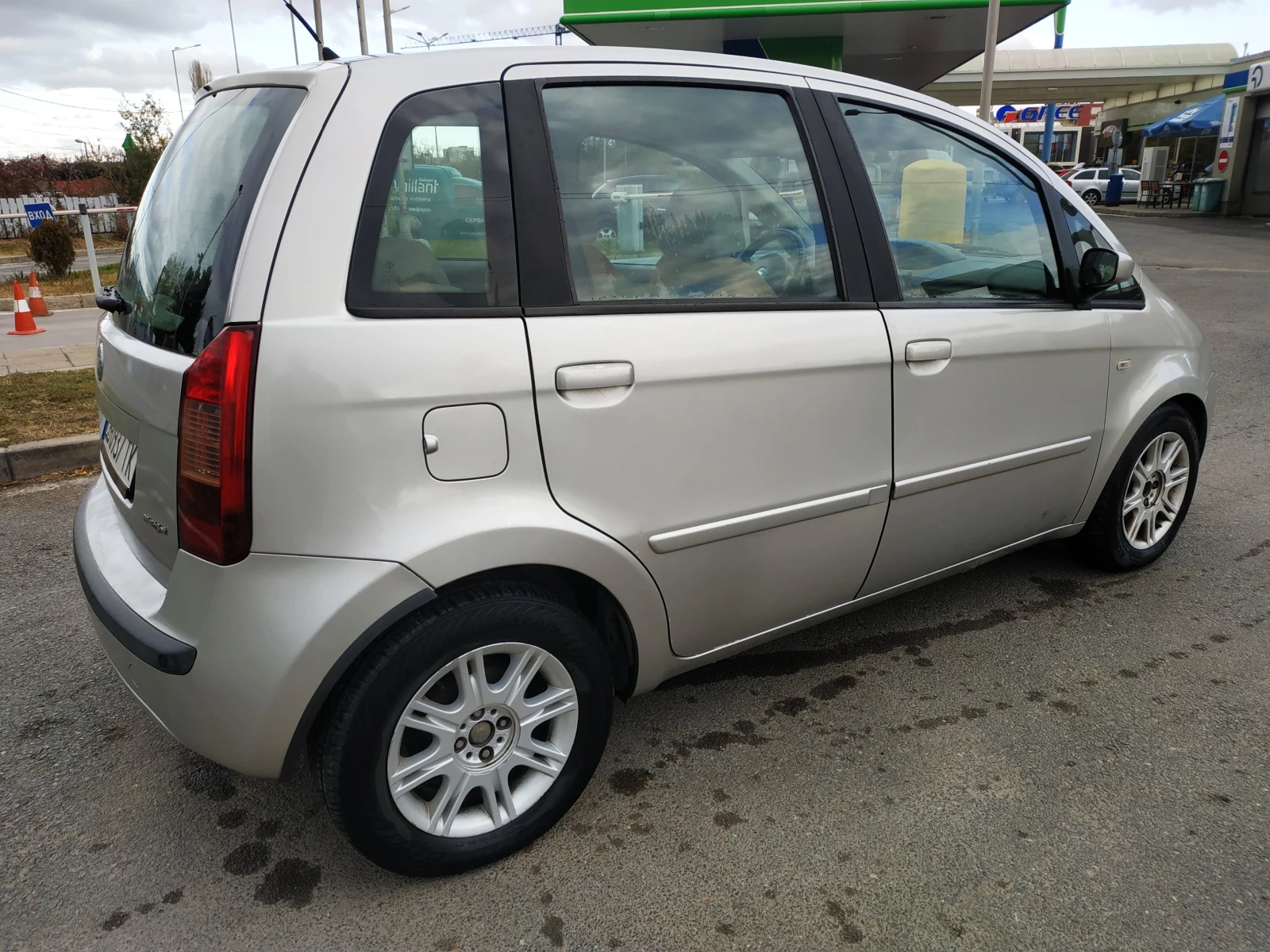 Fiat Idea 1.9 JTD - изображение 4