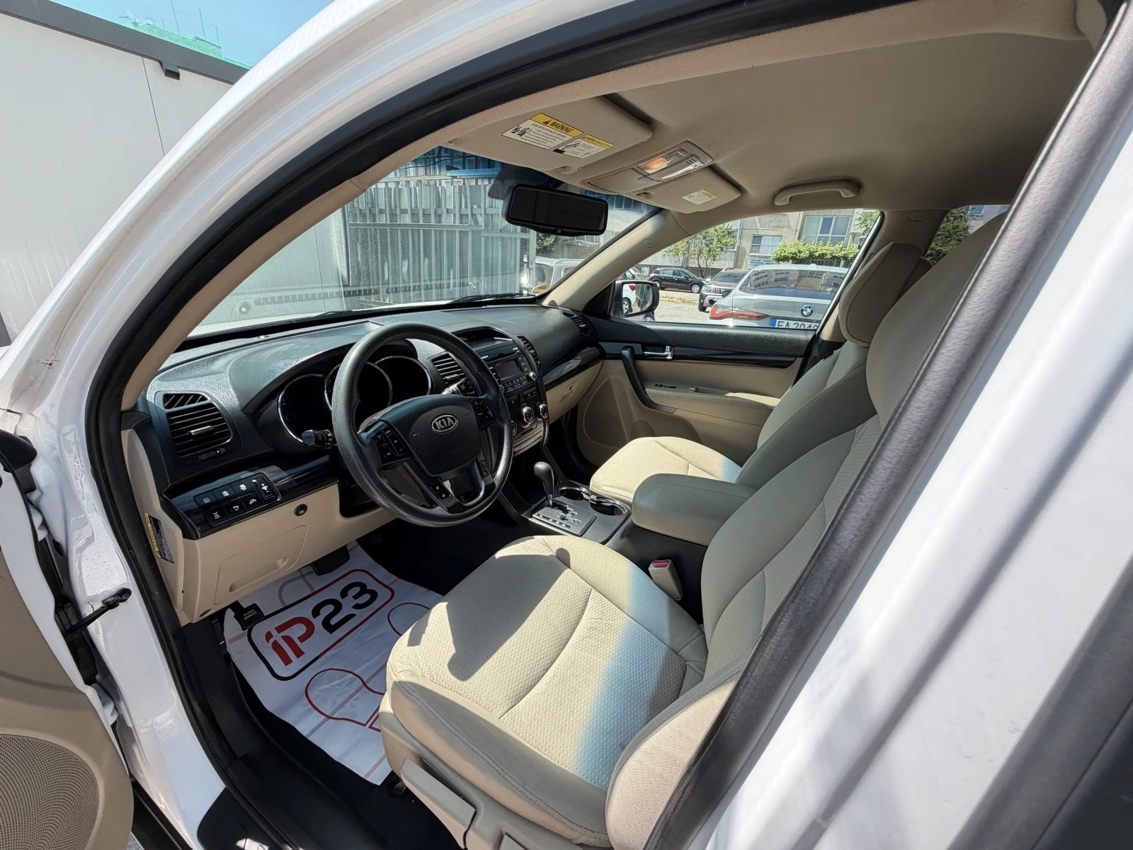 Kia Sorento 2.4* БЕНЗИН* 4х4* АВТОМАТИК* 7* МЕСТЕН* * * , снимка 13 - Автомобили и джипове - 49464984