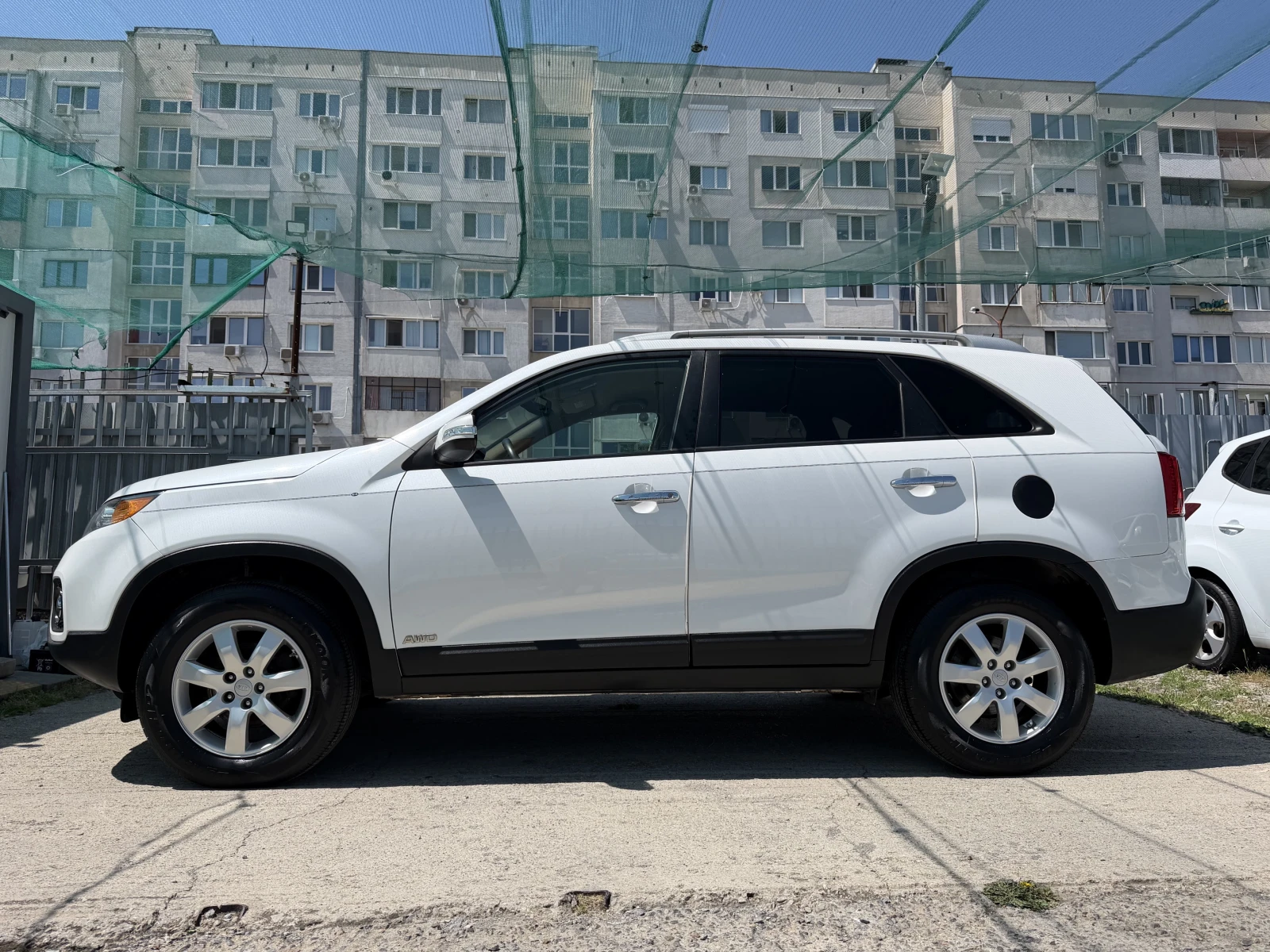 Kia Sorento 2.4* БЕНЗИН* 4х4* АВТОМАТИК* 7* МЕСТЕН* * * , снимка 3 - Автомобили и джипове - 49464984