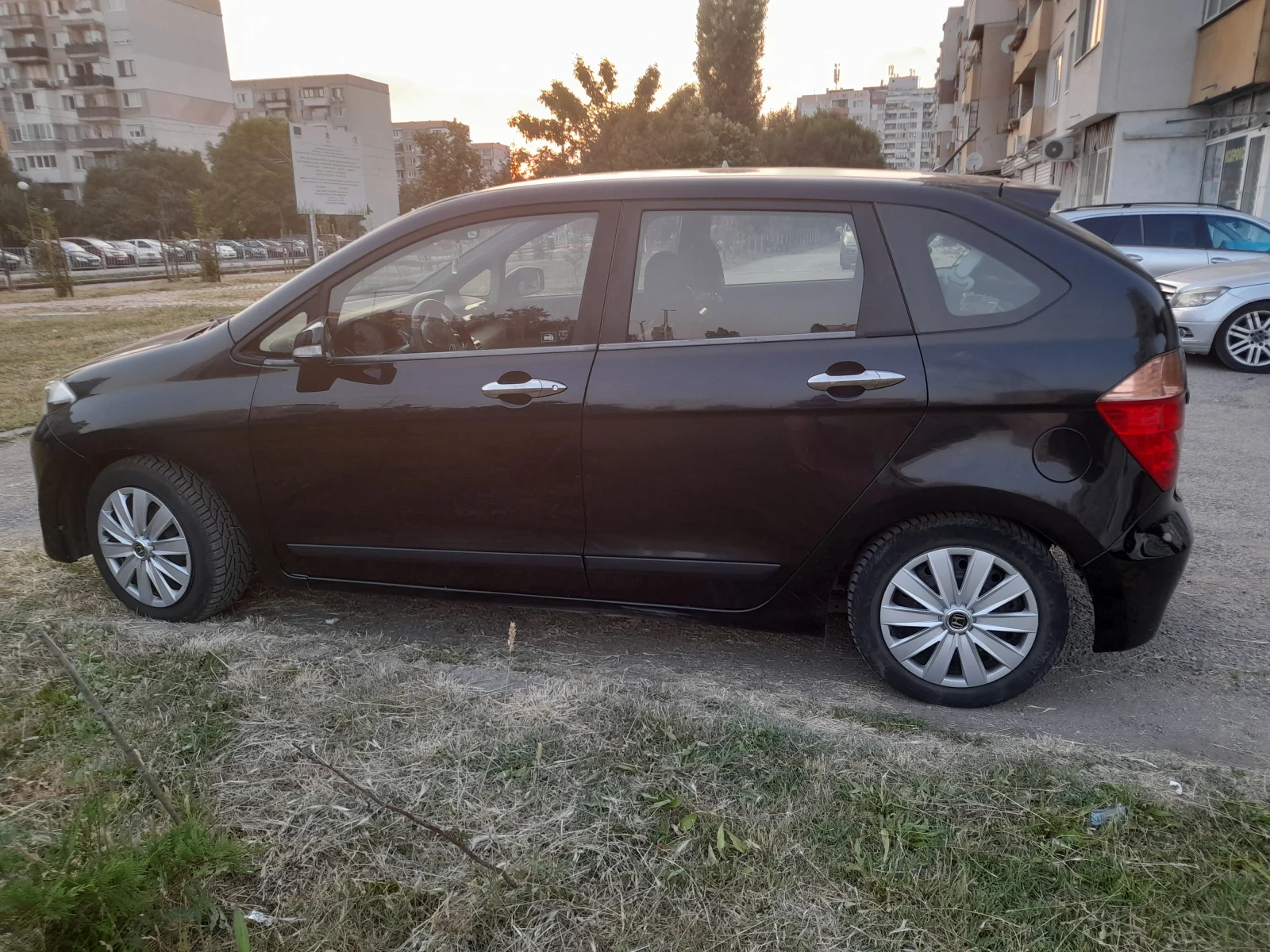Honda Fr-v I-vtec - изображение 4