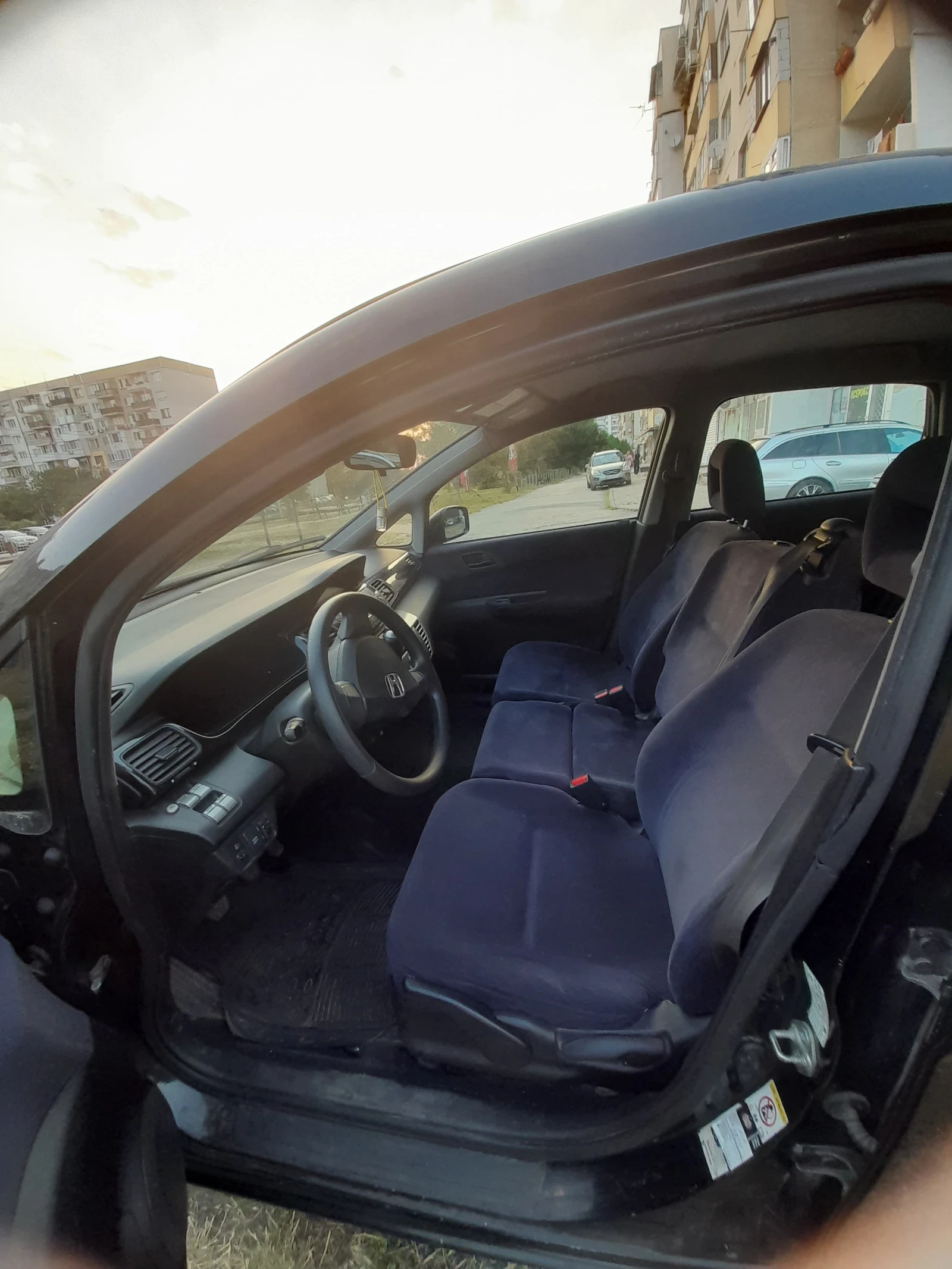 Honda Fr-v I-vtec - изображение 7
