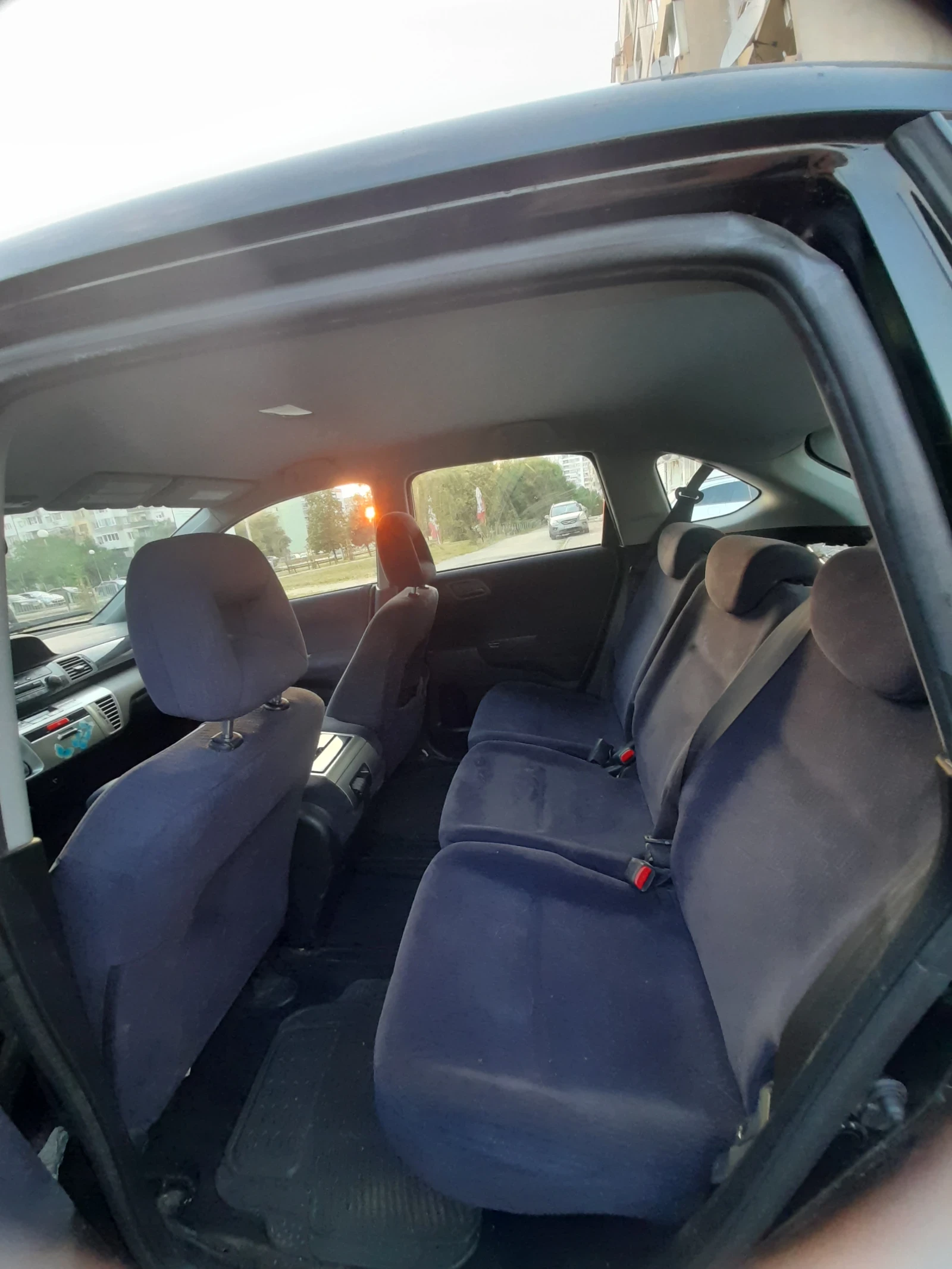 Honda Fr-v I-vtec - изображение 9