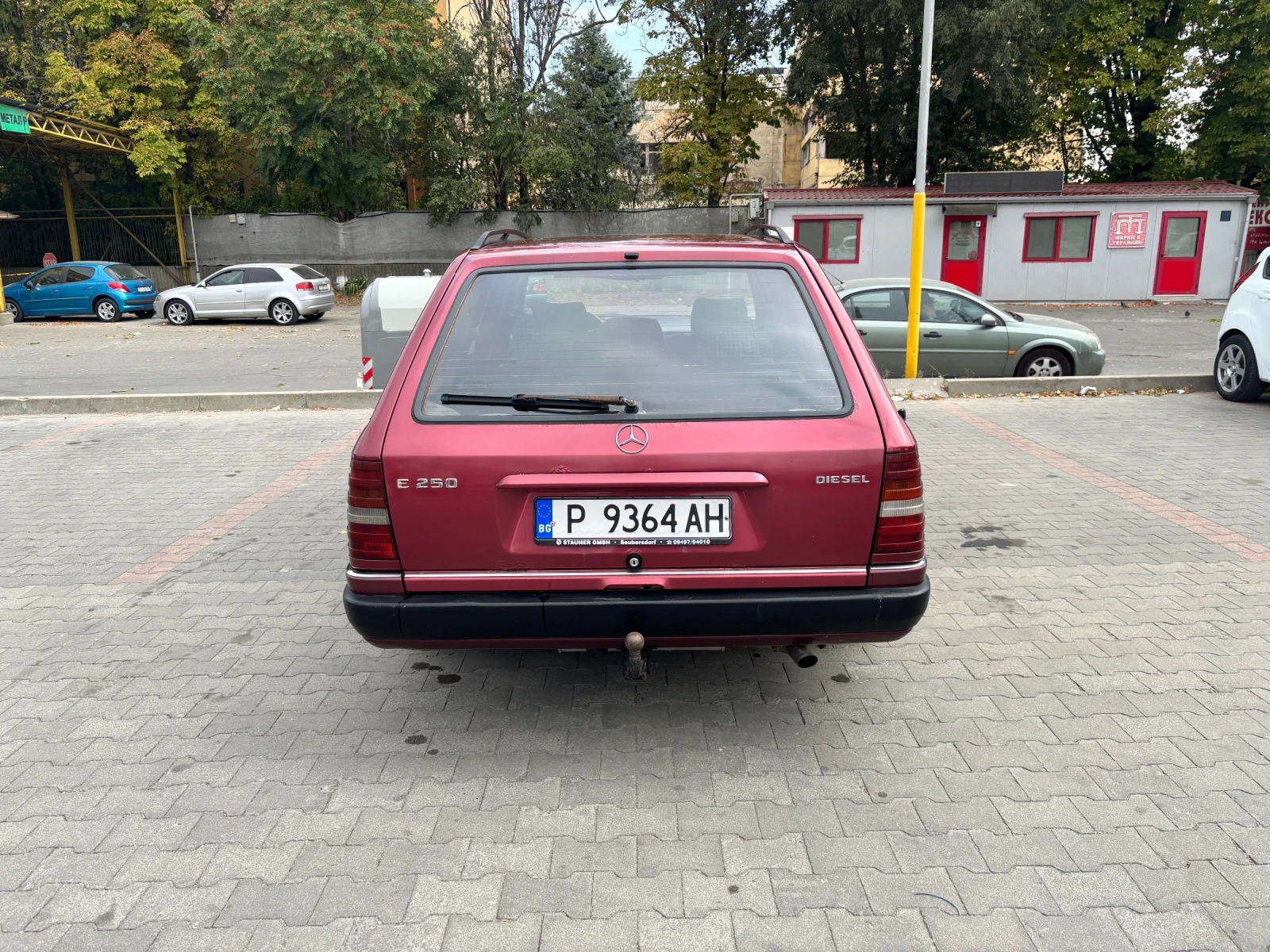 Mercedes-Benz 124 2.5 Diesel - изображение 6