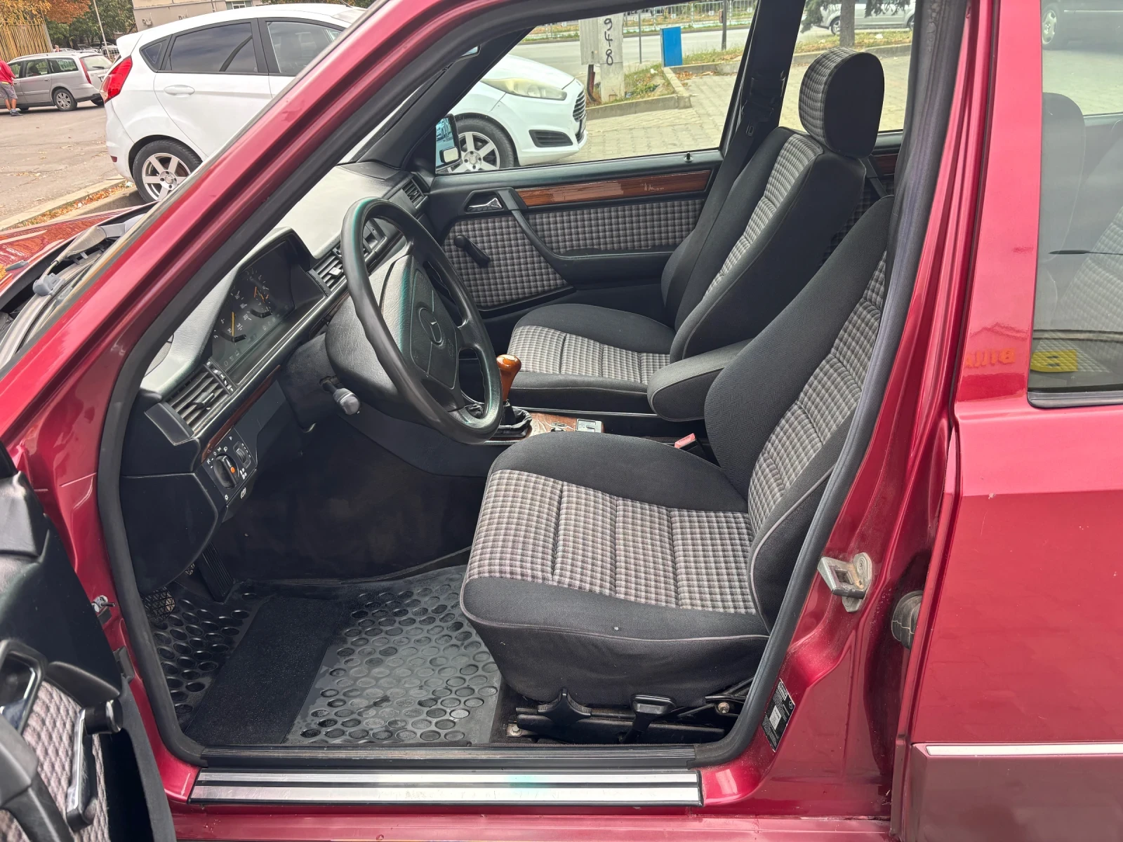 Mercedes-Benz 124 2.5 Diesel | Mobile.bg — изображение 14