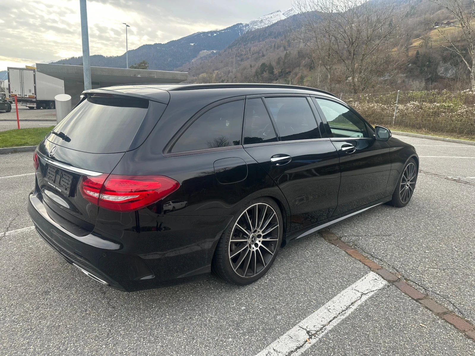 Mercedes-Benz C 250 AMG-4matic-204кс.9G - изображение 3