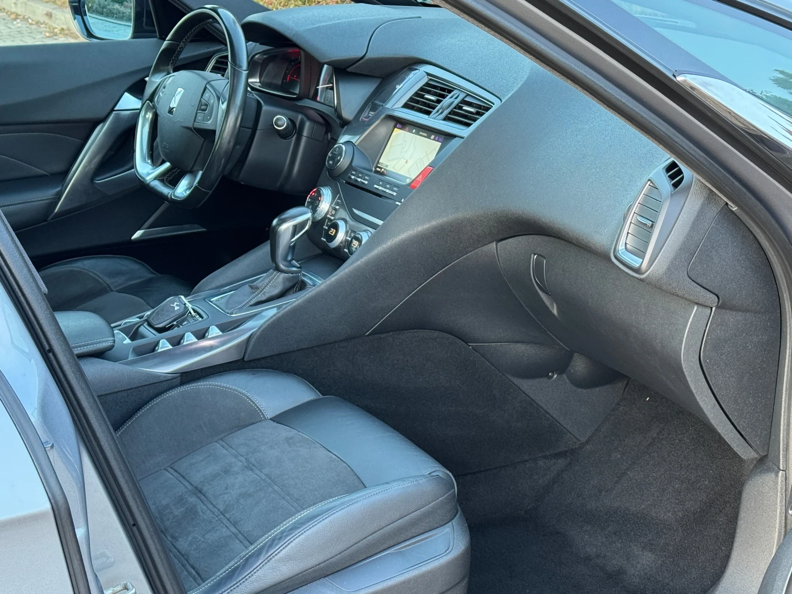 Citroen DS5 facelift-2.0HDI-180KC-��������-KEYLESS GO-183�.�� | Mobile.bg � ����������� 15