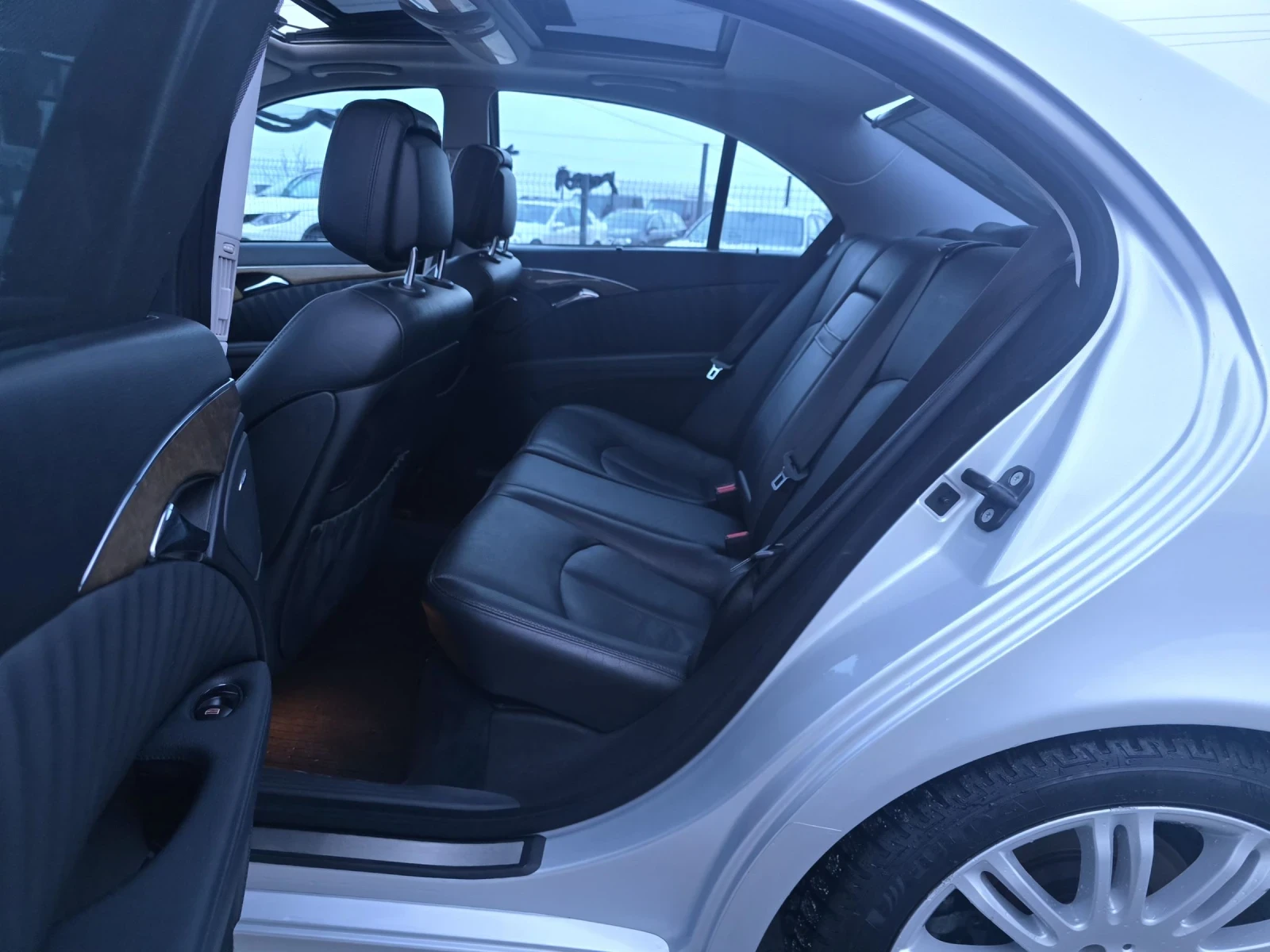 Mercedes-Benz E 320 EVO/4MATICK/PANORAMA/FULL | Mobile.bg � ����������� 11