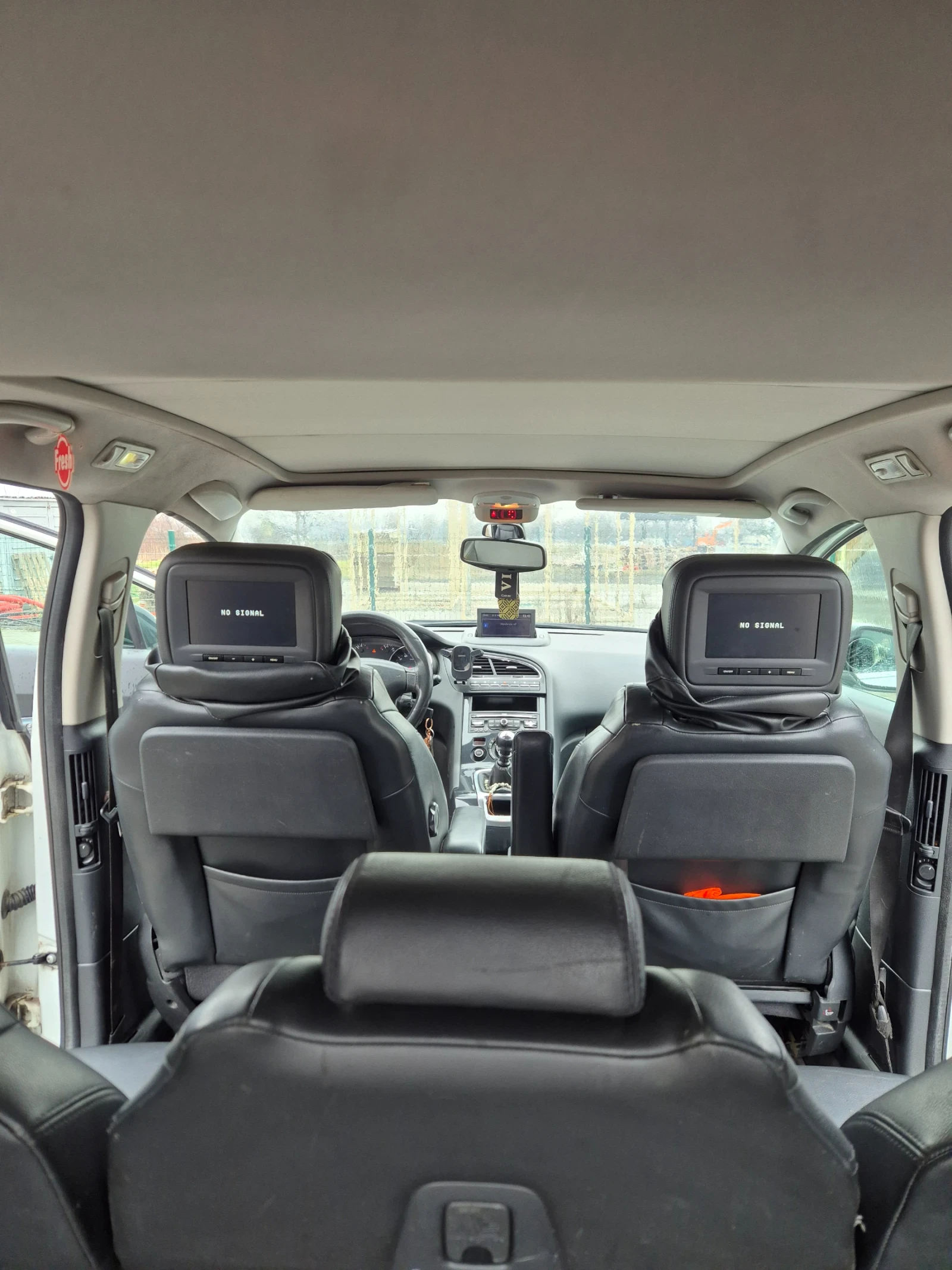 Peugeot 5008  7местен - изображение 6